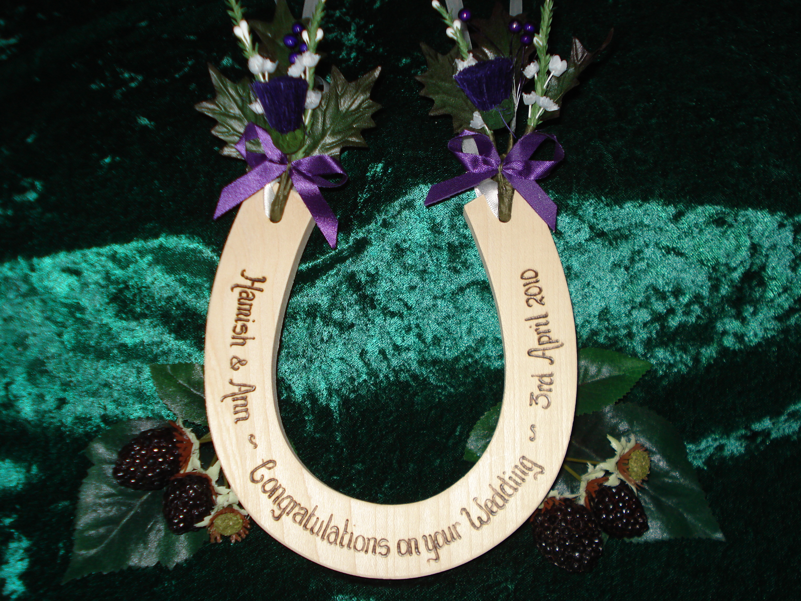 Thistle and Heather Horseshoe