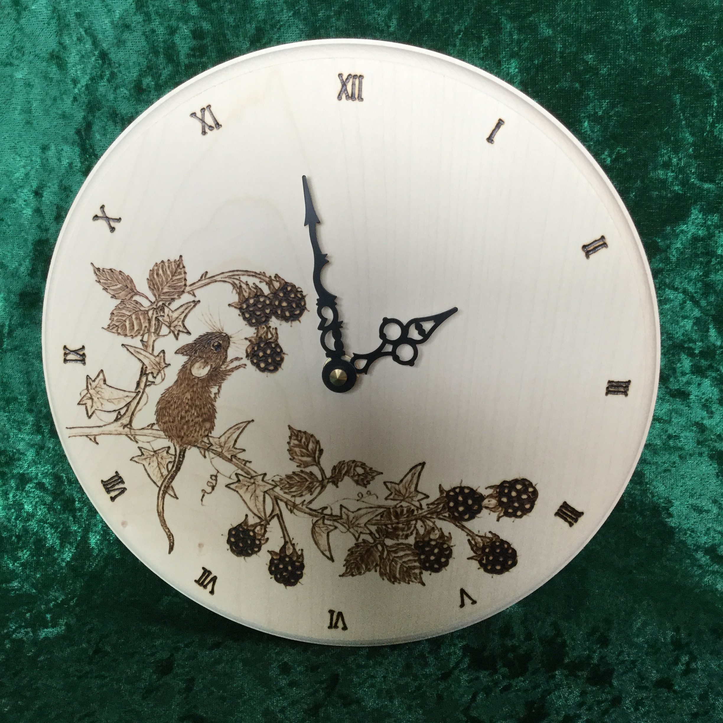 Personalised Clock with mouse and blackberries