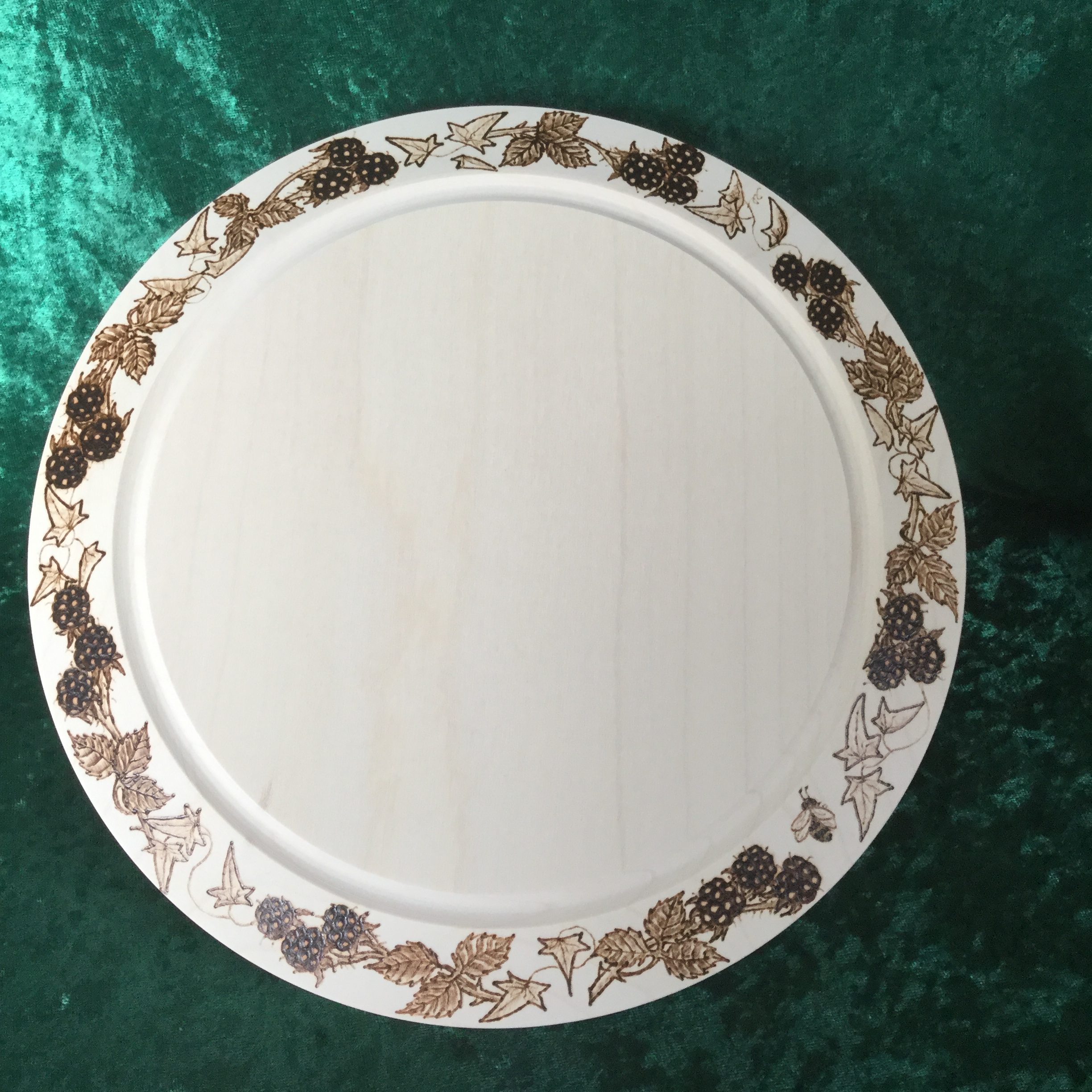 Bread board - hedgerow harvest