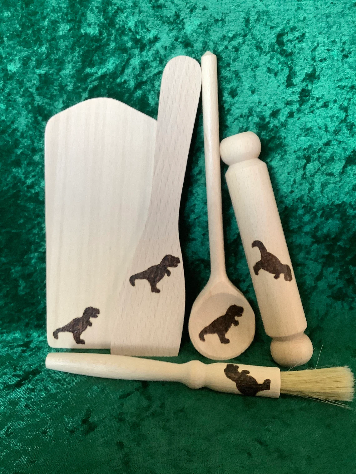 Dinosaur baking set