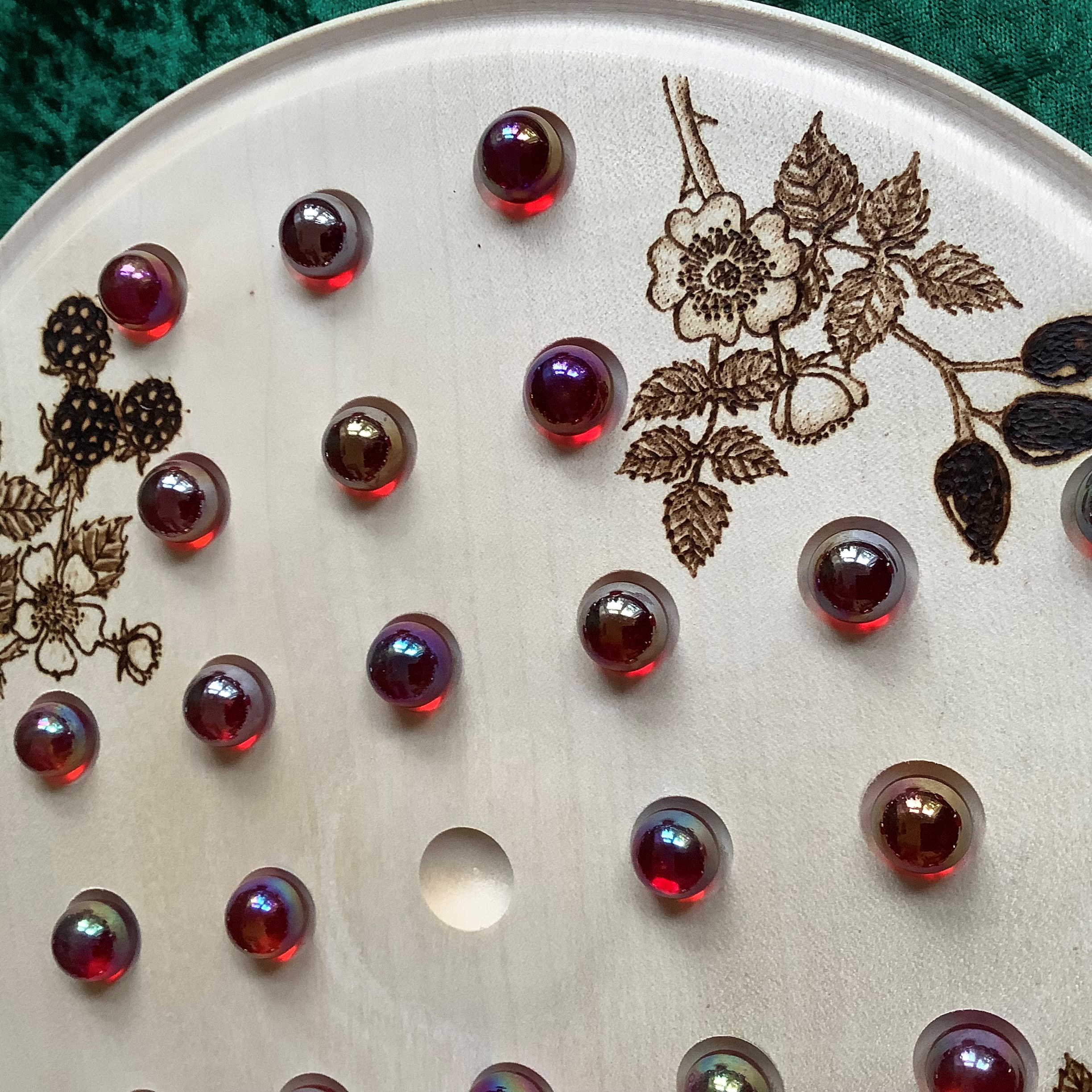 solitaire board - hedgerow harvest close up